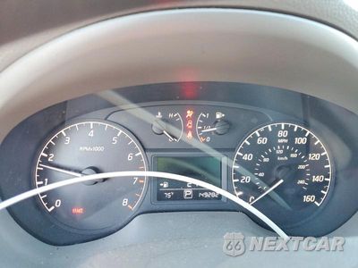 Zdjęcie 9 z 11 samochodu: 2013 NISSAN SENTRA S VIN:3N1AB7APXDL562518 - miniatura
