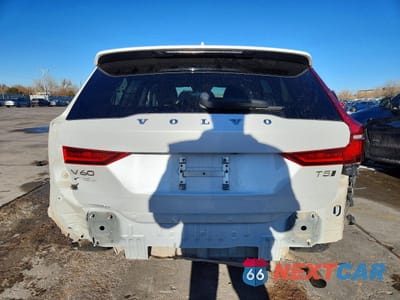 Zdjęcie 6 z 14 samochodu: 2022 VOLVO V60 CROSS COUNTRY T5 MOMENTUM VIN:YV4102WK0N1085722 - miniatura