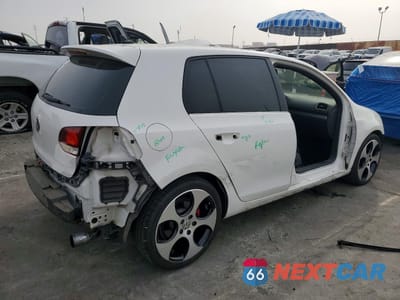 Trzecie zdjęcie samochodu z tyłu: 2012 VOLKSWAGEN GTI VIN:WVWHD7AJ9CW102678 - miniatura