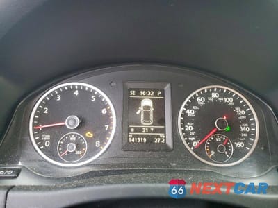 Zdjęcie 9 z 12 samochodu: 2015 VOLKSWAGEN TIGUAN S VIN:WVGBV7AX3FW550065 - miniatura