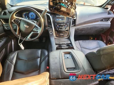 Zdjęcie 8 z 14 samochodu: 2016 CADILLAC ESCALADE PLATINUM VIN:1GYS4DKJ0GR306237 - miniatura