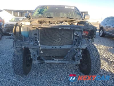 Piąte zdjęcie samochodu w środku: 2010 TOYOTA TACOMA V6 VIN:3TMMU4FN0AM023048 - miniatura