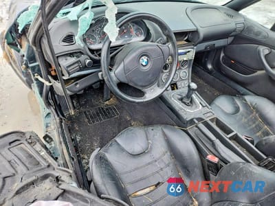 Zdjęcie 8 z 13 samochodu: 2000 BMW M ROADSTER VIN:WBSCK9346YLC90485 - miniatura