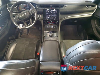 Zdjęcie 8 z 11 samochodu: 2024 JEEP GRAND CHEROKEE L LAREDO VIN:1C4RJKAG8R8517511 - miniatura