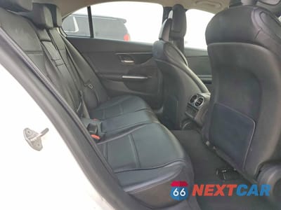 Zdjęcie 10 z 12 samochodu: 2022 MERCEDES-BENZ C 300 VIN:W1KAF4GB0NR009193 - miniatura