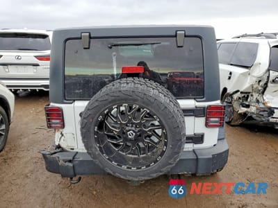 Zdjęcie 6 z 13 samochodu: 2018 JEEP WRANGLER UNLIMITED SPORT VIN:1C4BJWDGXJL828119 - miniatura