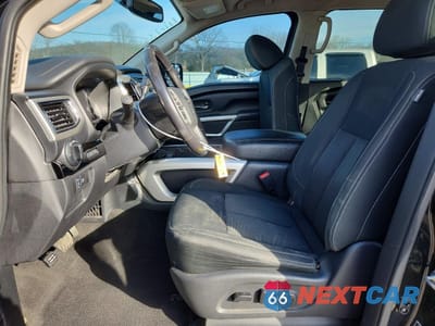 Zdjęcie 7 z 12 samochodu: 2019 NISSAN TITAN SV VIN:1N6AA1E51KN509402 - miniatura