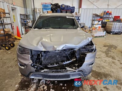 Piąte zdjęcie samochodu w środku: 2018 JEEP GRAND CHEROKEE LIMITED VIN:1C4RJFBG5JC409600 - miniatura