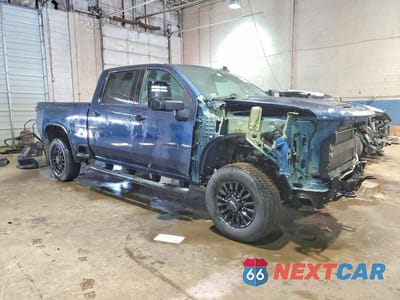 Czwarte zdjęcie samochodu z boku: 2022 CHEVROLET SILVERADO K2500 HEAVY DUTY LT VIN:1GC4YNEY2NF237518 - miniatura