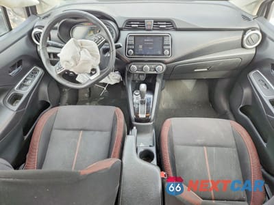 Zdjęcie 8 z 14 samochodu: 2021 NISSAN VERSA SR VIN:3N1CN8FV3ML919129 - miniatura