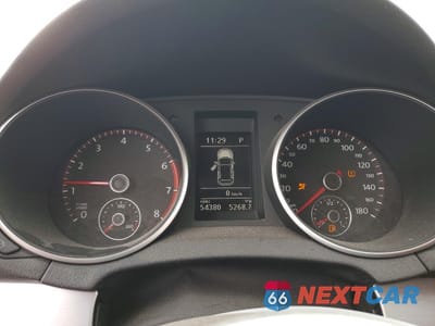 Zdjęcie 9 z 13 samochodu: 2012 VOLKSWAGEN GTI VIN:WVWHD7AJ9CW102678 - miniatura