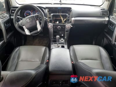 Zdjęcie 8 z 14 samochodu: 2016 TOYOTA 4RUNNER SR5/SR5 PREMIUM VIN:JTEBU5JR3G5324219 - miniatura