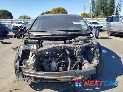Piąte zdjęcie samochodu w środku: 2017 HONDA ODYSSEY EXL VIN:5FNRL5H63HB011477 - miniatura