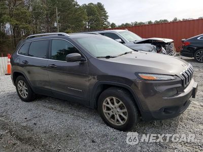 Czwarte zdjęcie samochodu z boku: 2016 JEEP CHEROKEE LATITUDE VIN:1C4PJMCB4GW340923 - miniatura