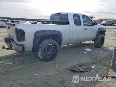 Trzecie zdjęcie samochodu z tyłu: 2013 CHEVROLET SILVERADO K1500 LT VIN:1GCRKSE75DZ275707 - miniatura