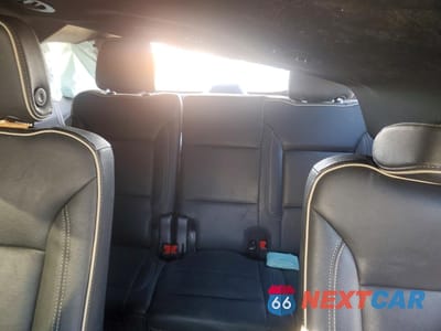 Zdjęcie 10 z 13 samochodu: 2023 CHEVROLET SUBURBAN K1500 PREMIER VIN:1GNSKFKD5PR502134 - miniatura