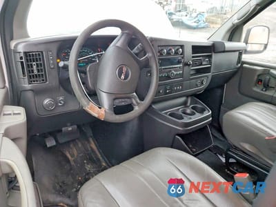 Zdjęcie 8 z 12 samochodu: 2013 GMC SAVANA G2500 LS VIN:1GJW7PFA2D1120518 - miniatura