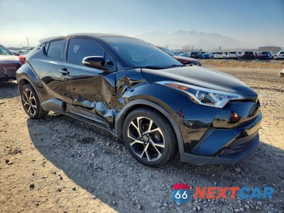 Czwarte zdjęcie samochodu z boku: 2018 TOYOTA C-HR XLE VIN:JTNKHMBX9J1004526 - miniatura