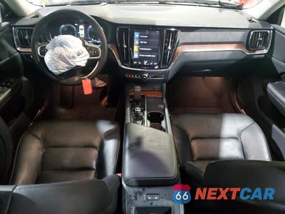 Zdjęcie 8 z 12 samochodu: 2022 VOLVO S60 B5 MOMENTUM VIN:7JRL12TZ5NG155207 - miniatura