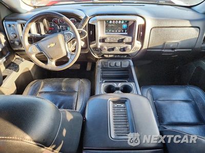 Zdjęcie 8 z 12 samochodu: 2018 CHEVROLET SILVERADO K1500 LT VIN:3GCUKREC2JG395735 - miniatura