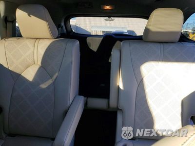Zdjęcie 10 z 14 samochodu: 2023 TOYOTA HIGHLANDER HYBRID LIMITED VIN:5TDEBRCH9PS131814 - miniatura