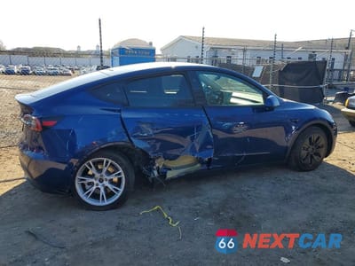 Trzecie zdjęcie samochodu z tyłu: 2023 TESLA MODEL Y VIN:7SAYGDEE4PF827086 - miniatura