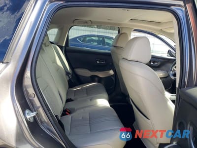 Zdjęcie 10 z 12 samochodu: 2023 HONDA HR-V VIN:3CZRZ1H72PM706490 - miniatura