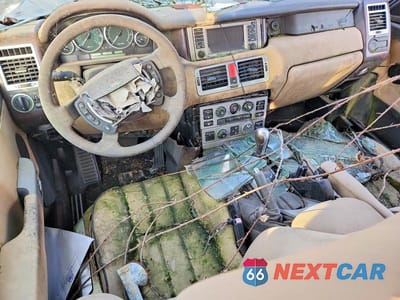 Zdjęcie 8 z 11 samochodu: 2003 LAND ROVER RANGE ROVER HSE VIN:SALME114X3A117800 - miniatura