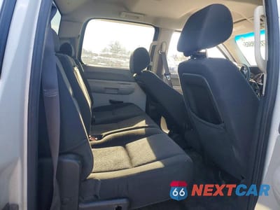 Zdjęcie 10 z 12 samochodu: 2013 CHEVROLET SILVERADO K2500 HEAVY DUTY VIN:1GC1KVC88DF228795 - miniatura
