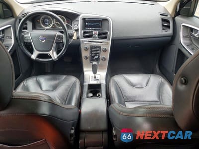 Zdjęcie 8 z 13 samochodu: 2012 VOLVO XC60 3.2 VIN:YV4952DZ3C2278233 - miniatura