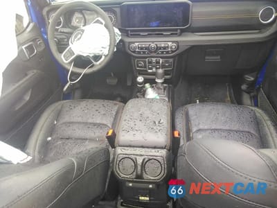 Zdjęcie 8 z 14 samochodu: 2025 JEEP WRANGLER SAHARA VIN:1C4PJXEG7SW651006 - miniatura