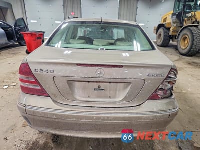 Zdjęcie 6 z 12 samochodu: 2005 MERCEDES-BENZ C 240 4MATIC VIN:WDBRF81J05F596869 - miniatura