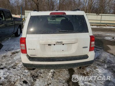 Zdjęcie 6 z 13 samochodu: 2014 JEEP PATRIOT LATITUDE VIN:1C4NJRFB3ED616825 - miniatura