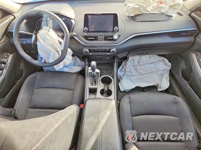 Zdjęcie 8 z 14 samochodu: 2021 NISSAN ALTIMA SV VIN:1N4BL4DV6MN412841 - miniatura