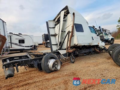 Czwarte zdjęcie samochodu z boku: 2021 INTERNATIONAL LT625 SEMI TRUCK VIN:3HSDZAPR8MN534479 - miniatura