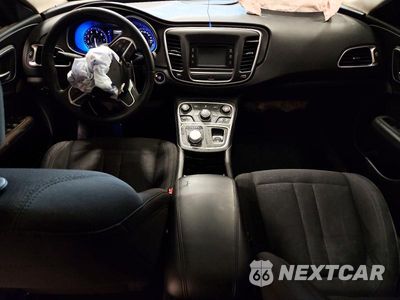 Zdjęcie 8 z 12 samochodu: 2015 CHRYSLER 200 LIMITED VIN:1C3CCCABXFN568584 - miniatura
