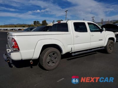 Trzecie zdjęcie samochodu z tyłu: 2014 TOYOTA TACOMA DOUBLE CAB PRERUNNER LONG BED VIN:3TMKU4HN2EM042338 - miniatura