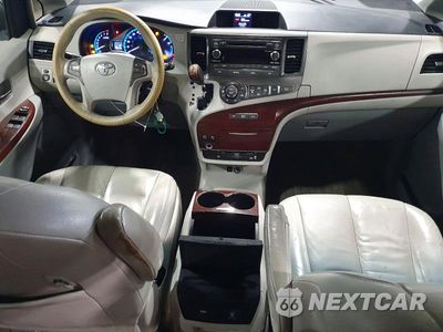 Zdjęcie 8 z 12 samochodu: 2012 TOYOTA SIENNA XLE 8-PASSENGER VIN:5TDYK3DC5CS181391 - miniatura