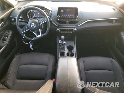 Zdjęcie 8 z 12 samochodu: 2019 NISSAN ALTIMA S VIN:1N4BL4BV6KC251046 - miniatura