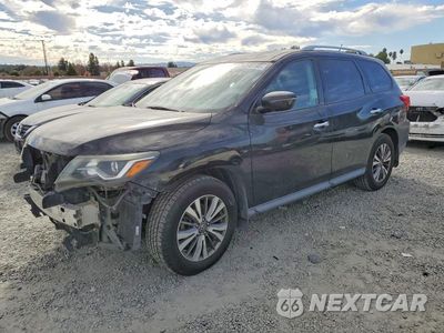 2017 NISSAN PATHFINDER S 5N1DR2MN4HC640937 - główne zdjęcie licytacji z USA - miniatura