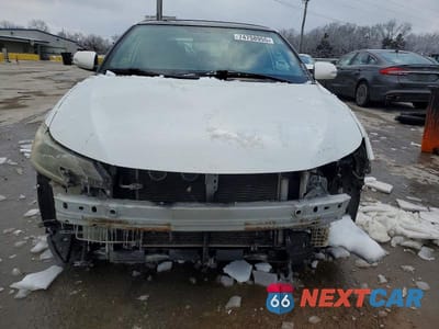 Piąte zdjęcie samochodu w środku: 2015 TOYOTA SCION TC VIN:JTKJF5C70FJ009964 - miniatura