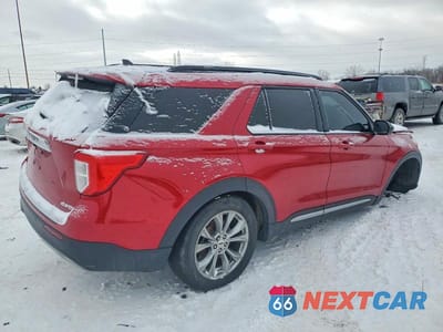 Trzecie zdjęcie samochodu z tyłu: 2023 FORD EXPLORER XLT VIN:1FMSK8DH9PGB09684 - miniatura