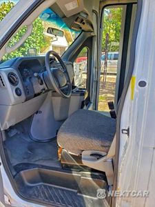 Piąte zdjęcie samochodu w środku: 2015 FORD ECONOLINE E450 SUPER DUTY CUTAWAY VAN VIN:1FDFE4FS3FDA28027 - miniatura