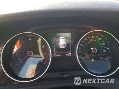 Zdjęcie 9 z 12 samochodu: 2017 VOLKSWAGEN GTI S VIN:3VW4T7AU7HM060558 - miniatura