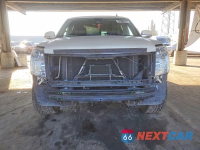 Piąte zdjęcie samochodu w środku: 2012 CADILLAC ESCALADE ESV PLATINUM VIN:1GYS3KEF0CR129813 - miniatura