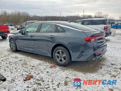 Drugie zdjęcie samochodu z przodu: 2024 KIA K5 LXS VIN:5XXG14J26RG241611 - miniatura