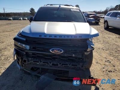 Piąte zdjęcie samochodu w środku: 2023 FORD EXPEDITION LIMITED VIN:1FMJU2A88PEA61033 - miniatura