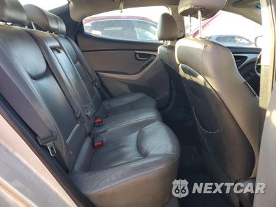 Zdjęcie 10 z 13 samochodu: 2013 HYUNDAI ELANTRA GLS VIN:KMHDH4AE4DU918422 - miniatura