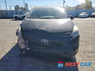 Piąte zdjęcie samochodu w środku: 2012 TOYOTA PRIUS V FIVE VIN:JTDZN3EUXC3148083 - miniatura