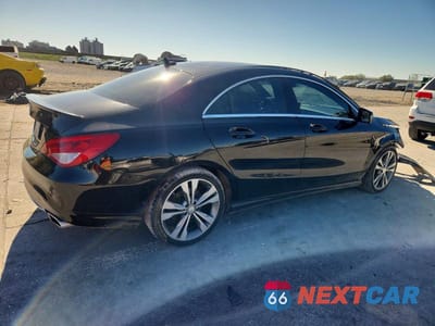 Trzecie zdjęcie samochodu z tyłu: 2015 MERCEDES-BENZ CLA 250 VIN:WDDSJ4EB0FN215046 - miniatura